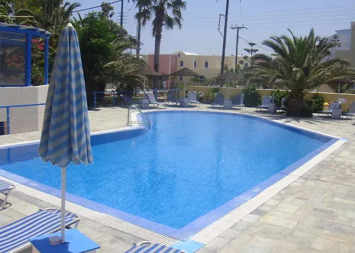 فندق Avra Santorini Island