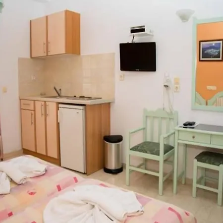 Avra 2* Santorini Island