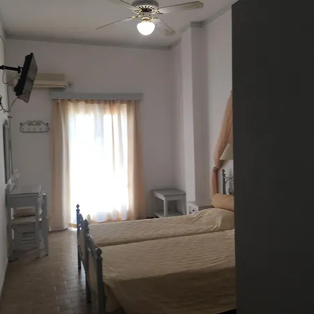 Avra 2* Santorini Island