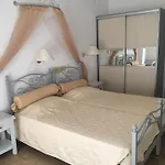 Hotel Avra 2*