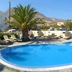 Hotel Avra 2*