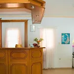 Hotel Avra Santorini Island