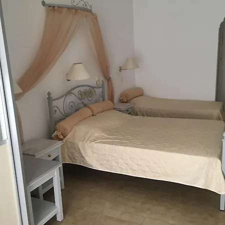 فندق Avra Kamári