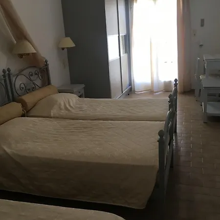 Avra 2*